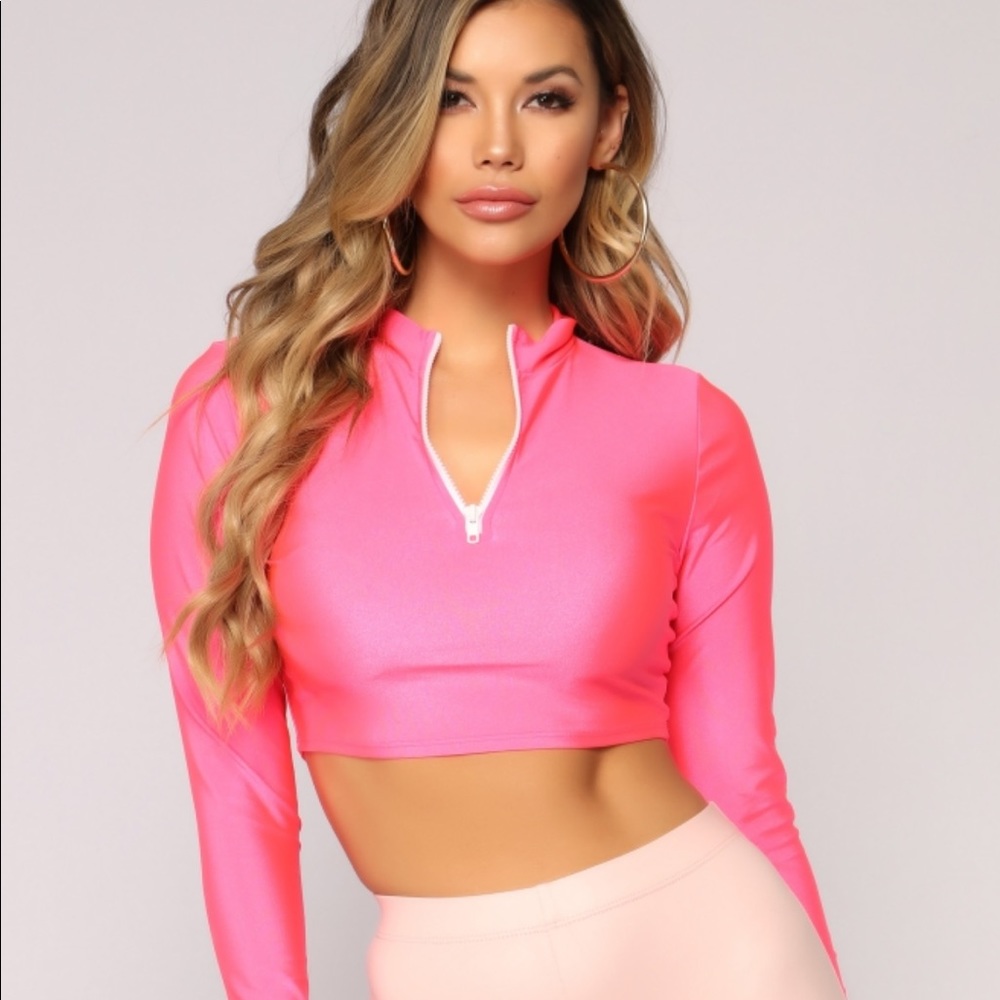 Cropped neon sweatshirt